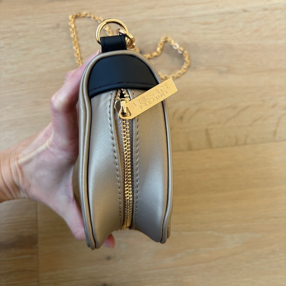 Versace Fragrance Gold Clutch Shoulder Crossbody Handbag*H - Picture 4 of 6